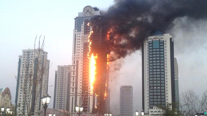 Tại sao phải áp dụng những quy định về cửa chống cháy ở các công trình nhà trung cư cao tầng.