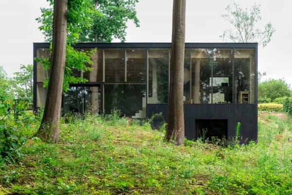 Công trình tại House VC nằm tại một làng quê nhỏ ngoại ô Lubbeek, Bỉ